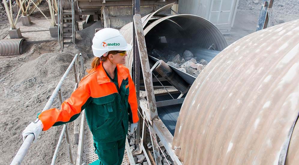 13 sunskiy-quarry-russia-metso-staff.jpg