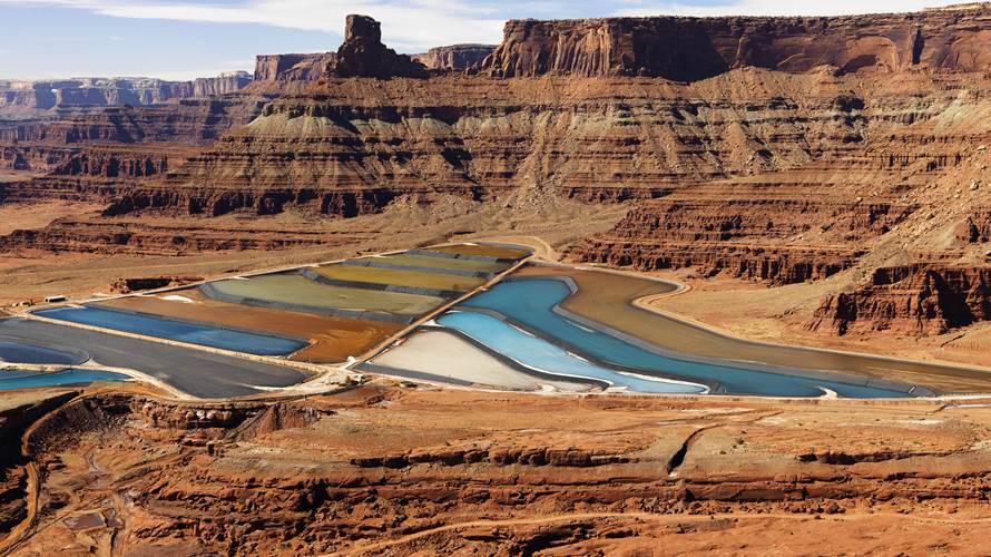 mine-tailings-handling.jpg